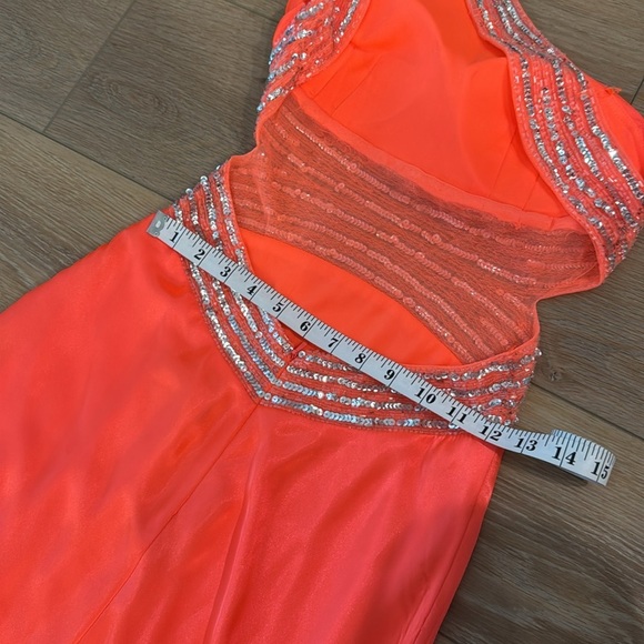 Betsy & Adam One-Shoulder Sequin Backless Gown - Picture 12 of 15